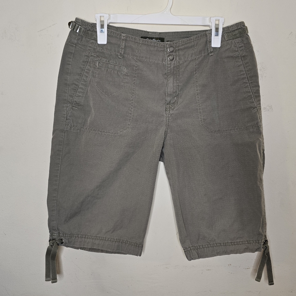 Eddie Bauer Mercer Fit Hiking Shorts Women's Size 8 Khaki Gray Cotton Pockets